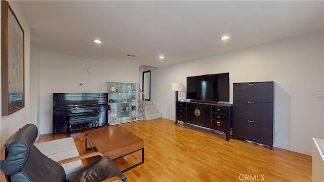 10757 Hortense St Unit 406, North Hollywood, CA 91602 - photo 4