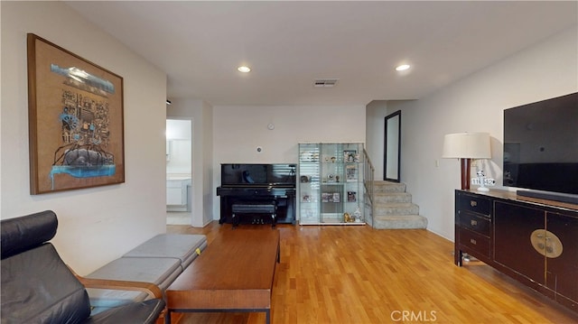 10757 Hortense St Unit 406, North Hollywood, CA 91602 - photo 2