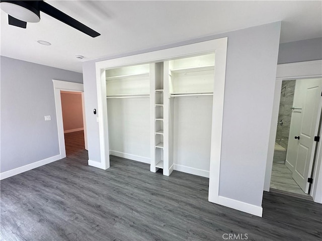 696 E 51st St E, Los Angeles, CA 90011 - view of closet