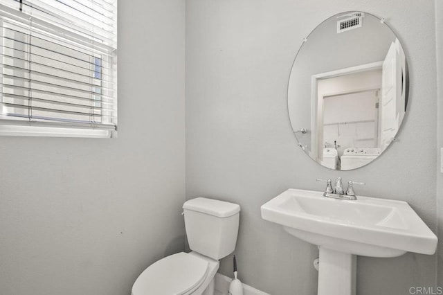 5140 Calle Sand Arch Unit 61, San Diego, CA 92154 - half bath with toilet and baseboards
