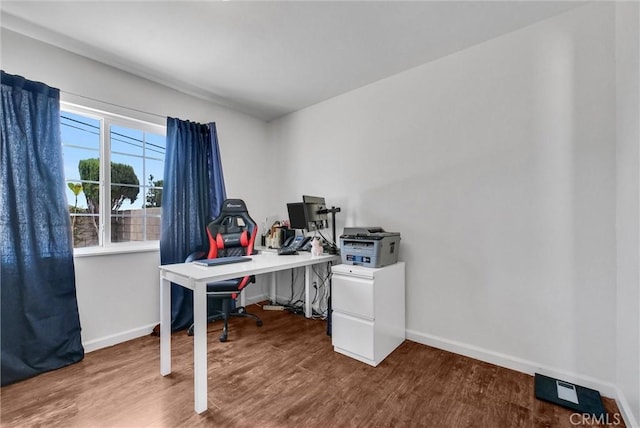 5005 Pearblossom Dr, Riverside, CA 92507 - office space featuring baseboards and wood finished floors