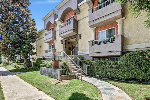 7035 Woodley Ave Unit 113, Van Nuys, CA 91406 - photo 1