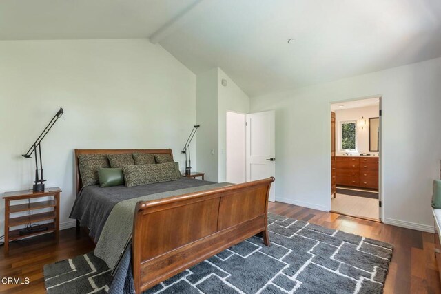1040 Hillcroft Rd, Glendale, CA 91207 - bedroom with wood finished floors and ensuite bathroom