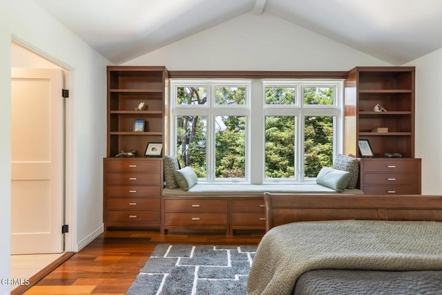 1040 Hillcroft Rd, Glendale, CA 91207 - bedroom featuring wood finished floors and vaulted ceiling