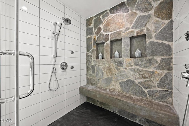 1305 Riviera Dr, Pasadena, CA 91107 - full bathroom with tiled shower