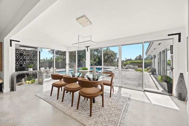 1305 Riviera Dr, Pasadena, CA 91107 - sunroom / solarium with french doors