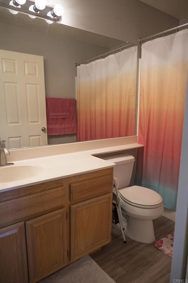 29517 Cara Way, Temecula, CA 92591 - bathroom with wood finished floors, vanity, and a shower with curtain