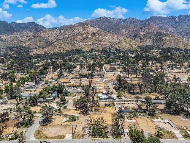 323 Marathon Rd, Altadena, CA 91001