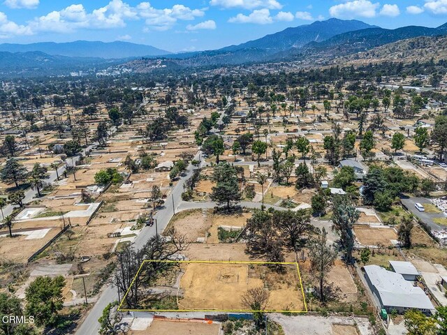 323 Marathon Rd, Altadena, CA 91001