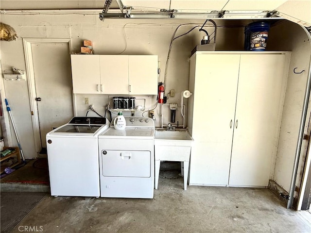 1171 Silverfern Ln, Corona, CA 92878 - washroom with washer and clothes dryer and cabinet space
