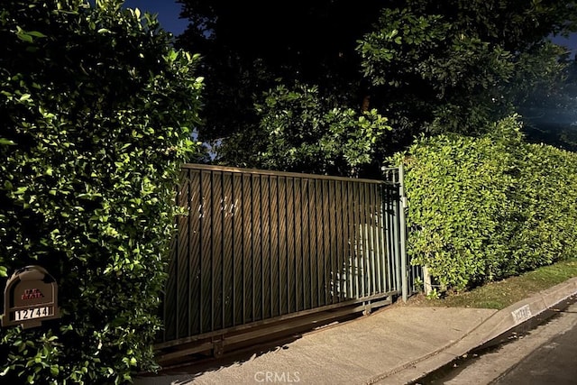 12744 Sarah St, Studio City, CA 91604 - photo 38