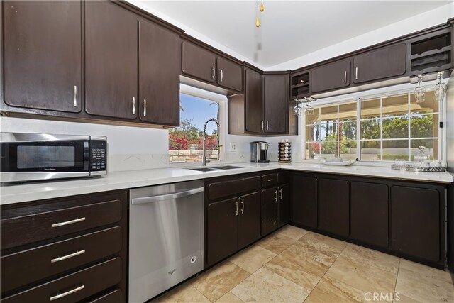 41520 Rancho Manana Ln, Rancho Mirage, CA 92270 - photo 14