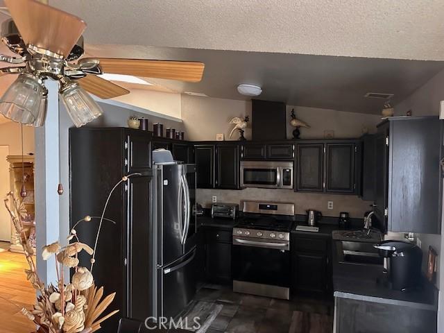 14561 Victor Dr, Moreno Valley, CA 92553 - photo 17