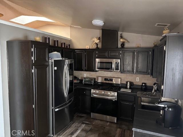 14561 Victor Dr, Moreno Valley, CA 92553 - photo 15