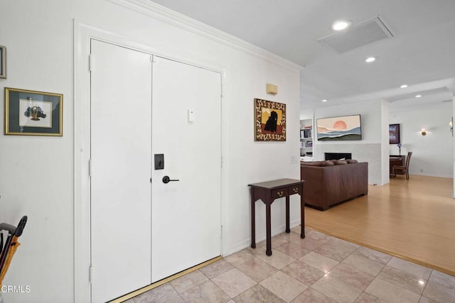 630 S Orange Grove Blvd Unit 5, Pasadena, CA 91105 - entrance foyer with recessed lighting and crown molding