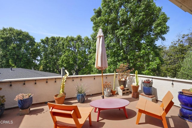 630 S Orange Grove Blvd Unit 5, Pasadena, CA 91105 - view of patio / terrace