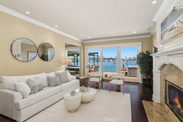 16975 Edgewater Ln, Huntington Beach, CA 92649 - photo 10