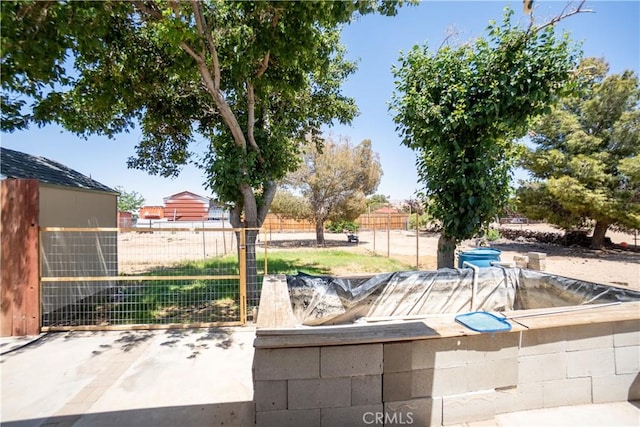 7681 Newhall Ave, Hesperia, CA 92345 - view of patio / terrace