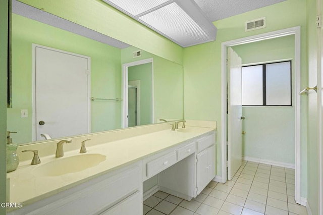 16001 Circle Diamond Rd, Sylmar, CA 91342 - photo 17
