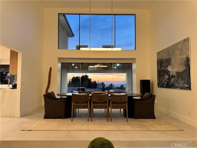 1257 Fetlock Way, Riverside, CA 92506 - dining space with a towering ceiling
