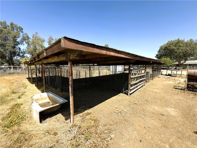 7519 Man O War St, Bakersfield, CA 93307 - view of stable