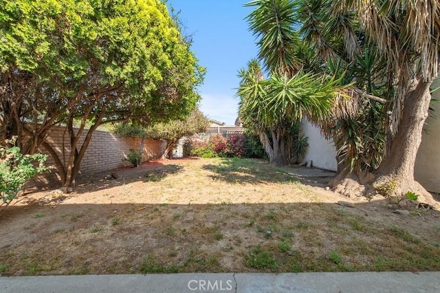 24 Queens Wreath Way, Irvine, CA 92612 - view of fenced backyard