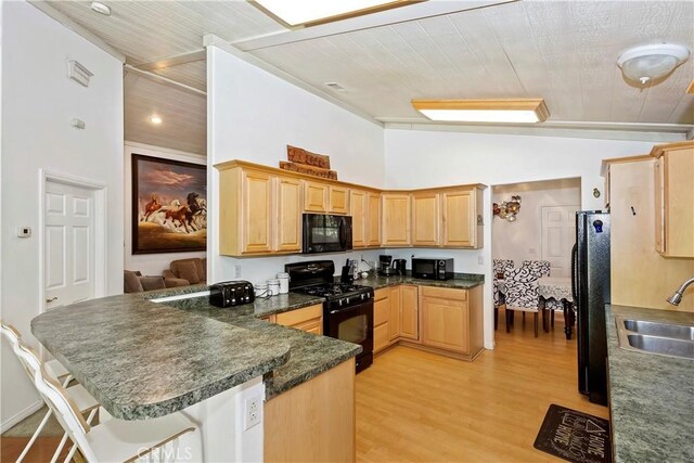 329 E Sherwood Blvd, Big Bear City, CA 92314 - photo 10