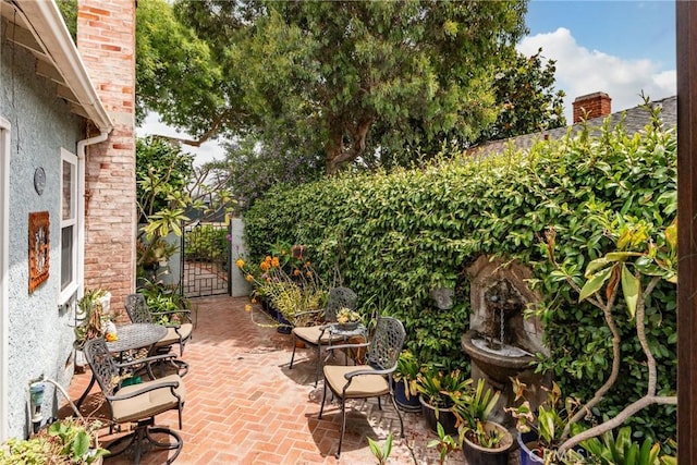 2322 W 156th St, Gardena, CA 90249 - view of patio with a gate