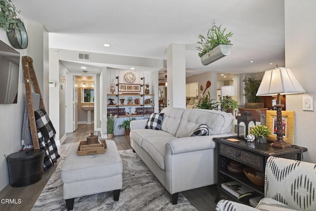 2013 San Sebastian Dr, Oxnard, CA 93035 - photo 10