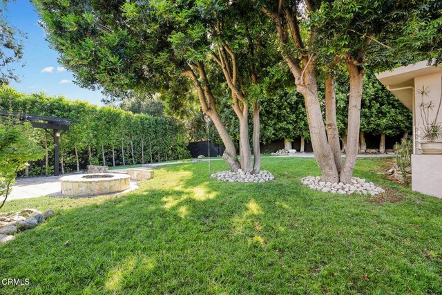 1620 Knollwood Dr, Pasadena, CA 91103 - view of grassy yard