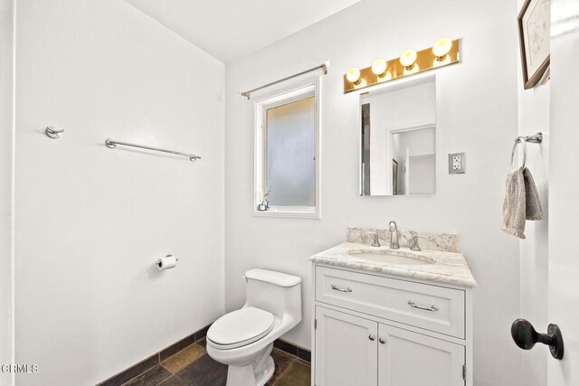 1620 Knollwood Dr, Pasadena, CA 91103 - bathroom with vanity and toilet