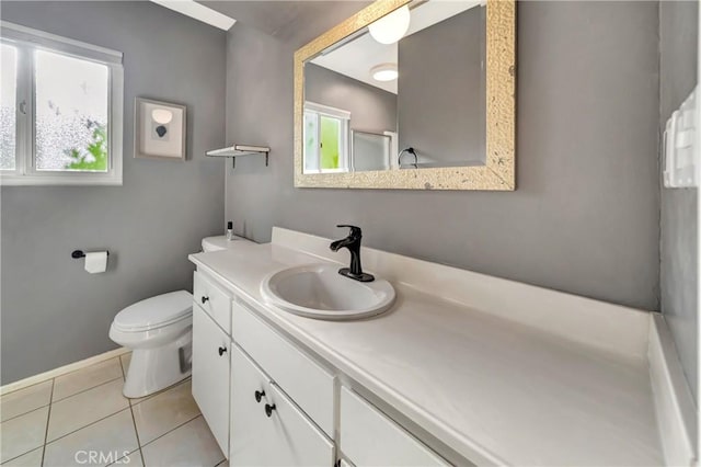 3811 Algonaut Dr, Calabasas, CA 91302 - full bath featuring vanity and tile patterned floors