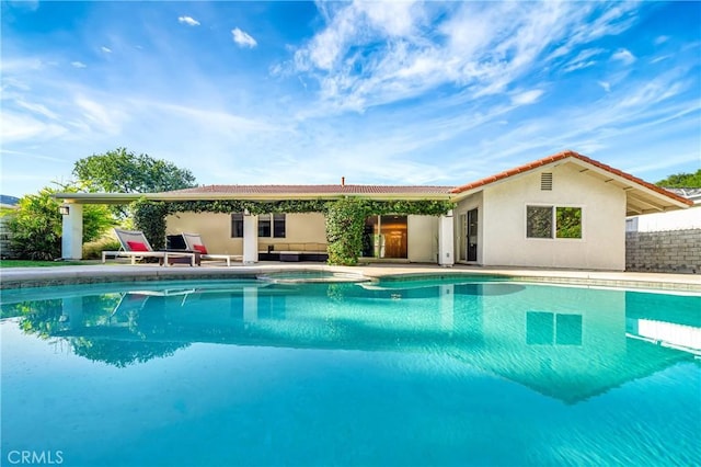 3811 Algonaut Dr, Calabasas, CA 91302 - view of swimming pool featuring a patio area and an in-ground hot tub
