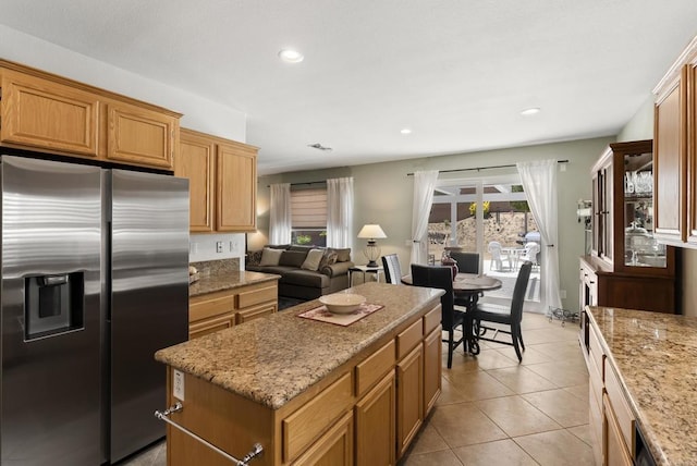 1222 N Creekside Dr, Chula Vista, CA 91915 - kitchen featuring stainless steel fridge, a center island, plenty of natural light, recessed lighting, and light tile patterned floors