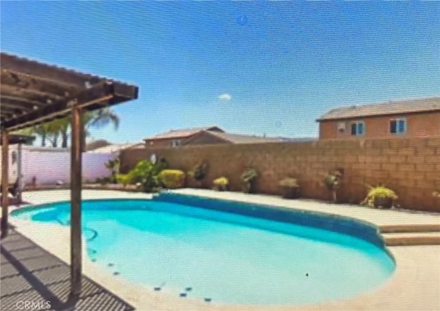 245 Broadway St, Lake Elsinore, CA 92530 - view of pool featuring a fenced backyard