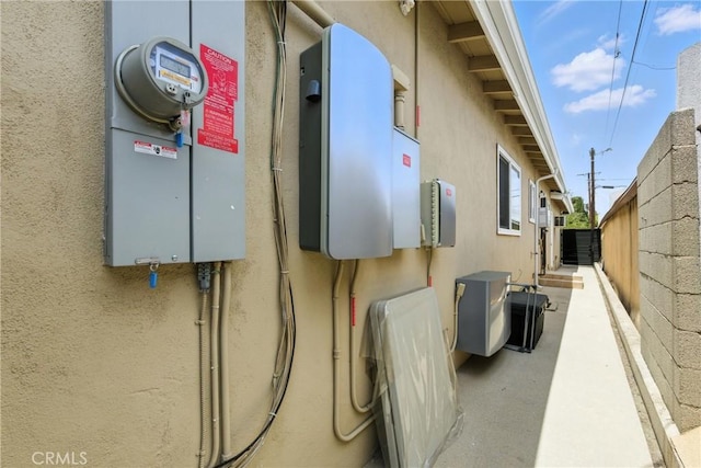 12516 Archwood St, North Hollywood, CA 91606 - view of side of home featuring stucco siding