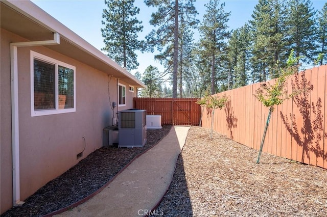 6354 Berkshire Ave, Paradise, CA 95969 - view of fenced backyard