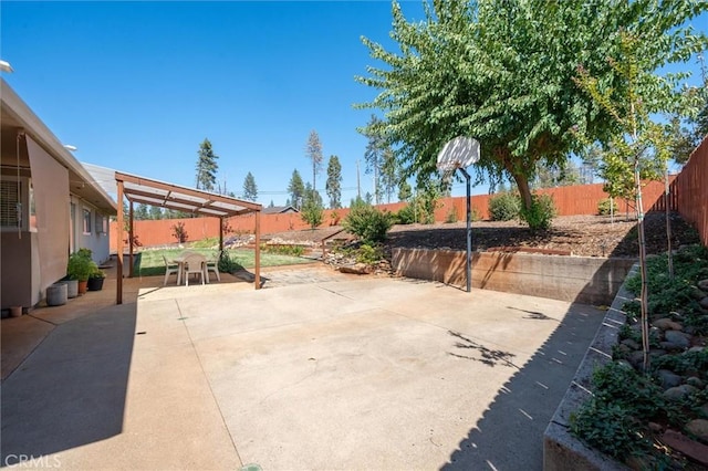 6354 Berkshire Ave, Paradise, CA 95969 - fenced backyard with a pergola and a patio