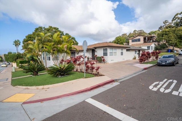 260406 Juan St, San Diego, CA 92110 - view of front of home featuring a front lawn