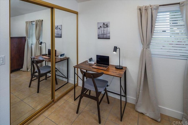 260406 Juan St, San Diego, CA 92110 - office with light tile patterned floors and baseboards