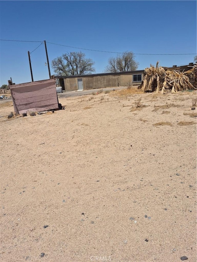 45146 Fairview Rd, Newberry Springs, CA 92365 - view of yard