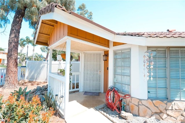3473 Yankee Cir, Riverside, CA 92503 - view of exterior entry featuring a tiled roof