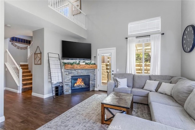 28541 Calex Dr, Valencia, CA 91354 - photo 4