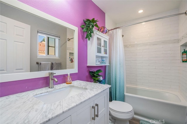 4347 Freedom Dr Unit C, Calabasas, CA 91302 - full bath with vanity and shower / bath combination with curtain