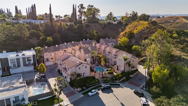 4347 Freedom Dr Unit C, Calabasas, CA 91302 - view of property location with a pool area and nearby suburban area