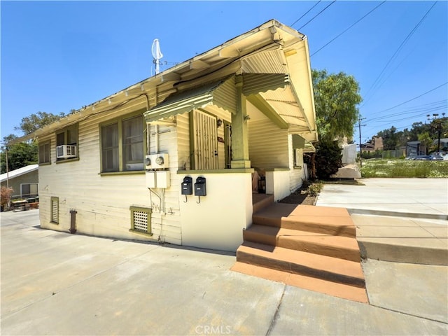 3621 Griffin Ave, Los Angeles, CA 90031 - view of side of property featuring cooling unit