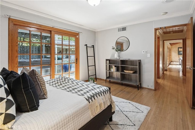 1251 Bryant Rd, Long Beach, CA 90815 - bedroom featuring wood finished floors and ornamental molding