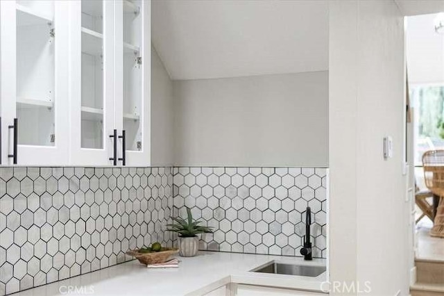 6212 Sacramento Ave, Rancho Cucamonga, CA 91701 - bathroom with tasteful backsplash