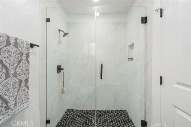 6212 Sacramento Ave, Rancho Cucamonga, CA 91701 - bathroom featuring a stall shower
