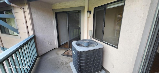 3040 Charwood Ct, Spring Valley, CA 91977 - view of balcony
